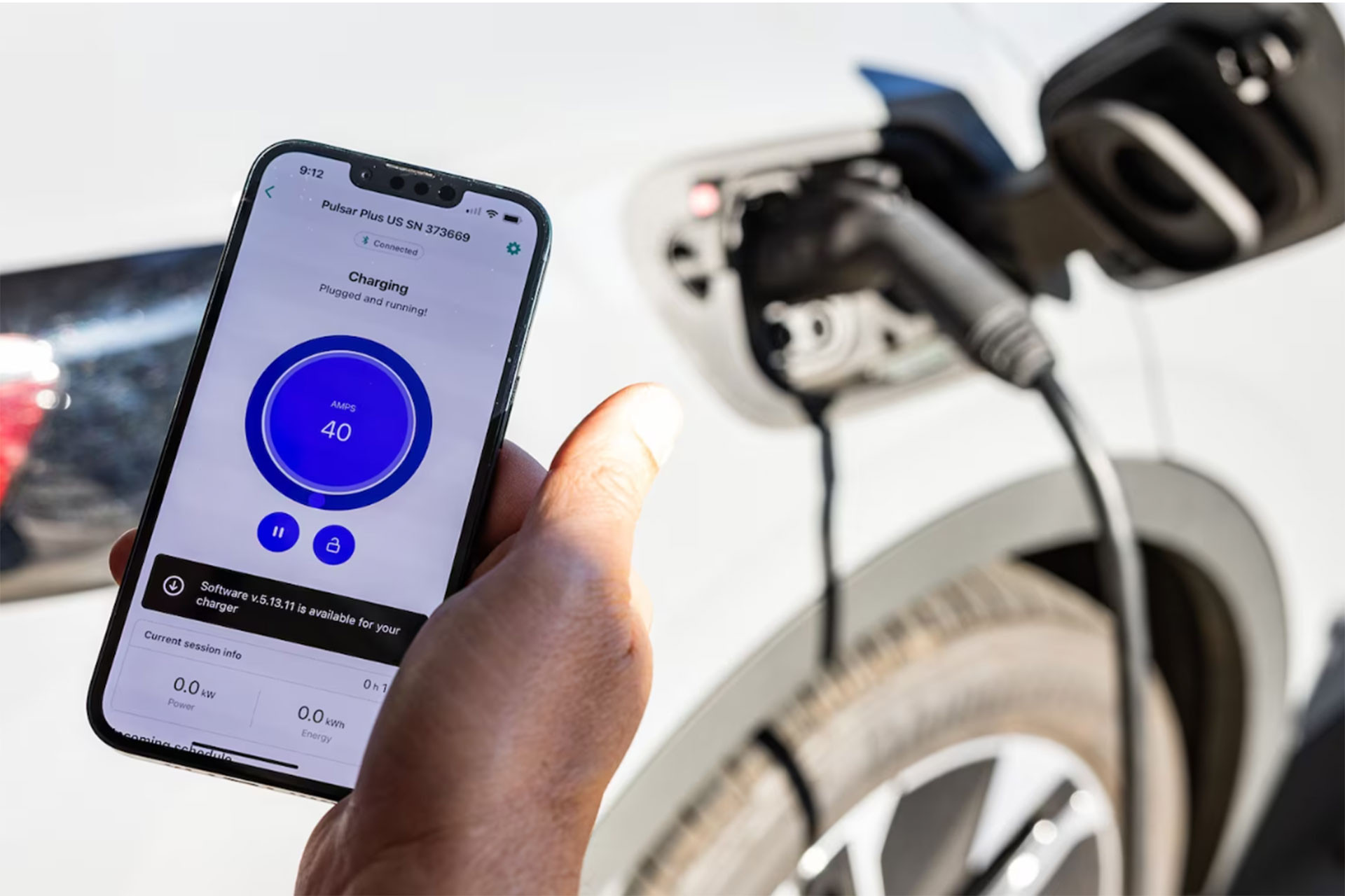 kiem tra pin xe dien.jpg