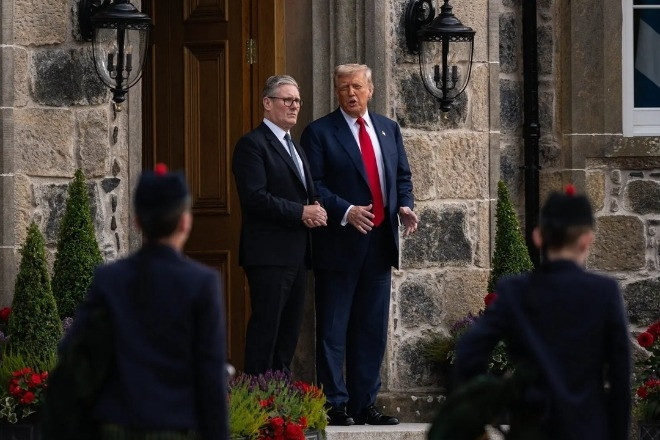 Ông Trump cảnh báo Anh về căn cứ ở Ấn Độ Dương giữa căng thẳng với Iran