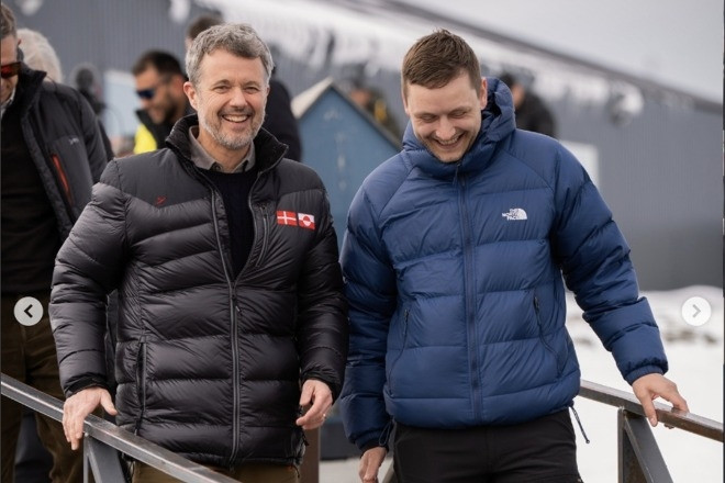 Vua Đan Mạch tới thăm Greenland giữa căng thẳng với Mỹ