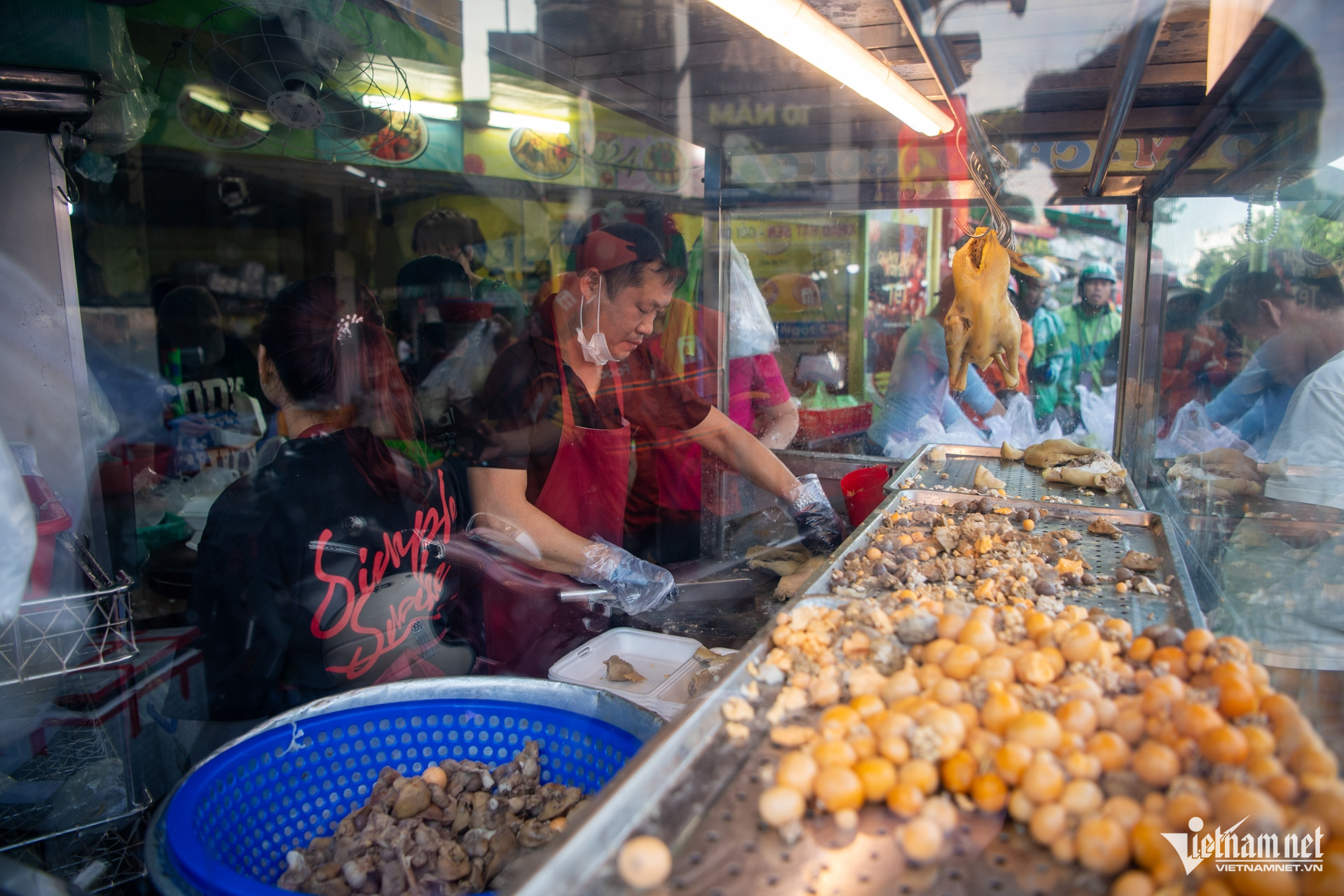 W-Mùng 3 cúng gà TPHCM Tuấn Hùng 8.jpg