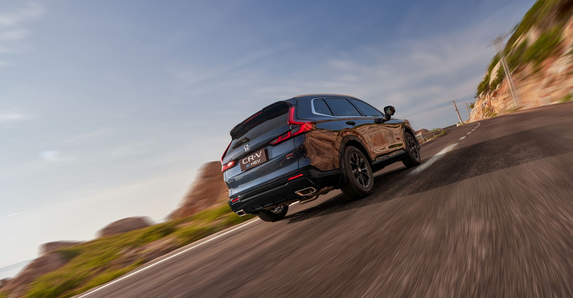 Bản sao của Trang giới thiệu.jpg