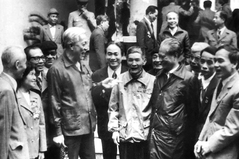 Đại tướng Công an nhân dân nào từng làm Chủ tịch, Bí thư Thành ủy TPHCM?