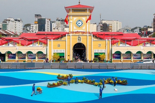 Đề nghị tạm dừng chỉnh trang chợ Bến Thành và Hồ Con Rùa