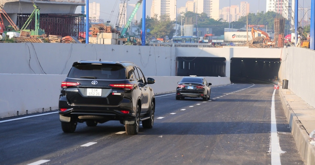 Thông xe hầm chui dài nhất nút giao An Phú, giảm 80% ùn tắc khu Đông TPHCM