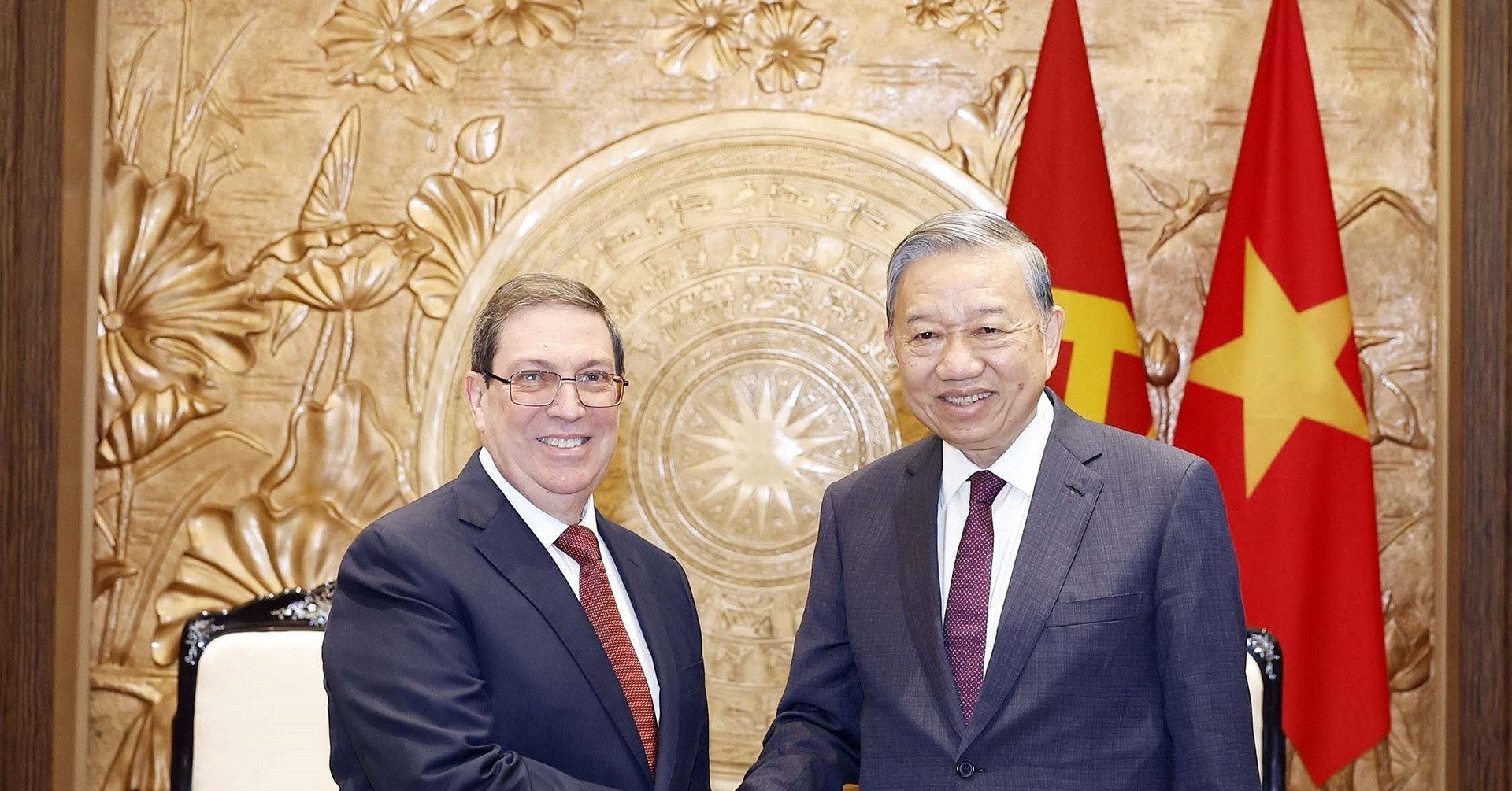 Tổng Bí thư Tô Lâm, Thủ tướng Phạm Minh Chính tiếp Bộ trưởng Ngoại giao Cuba