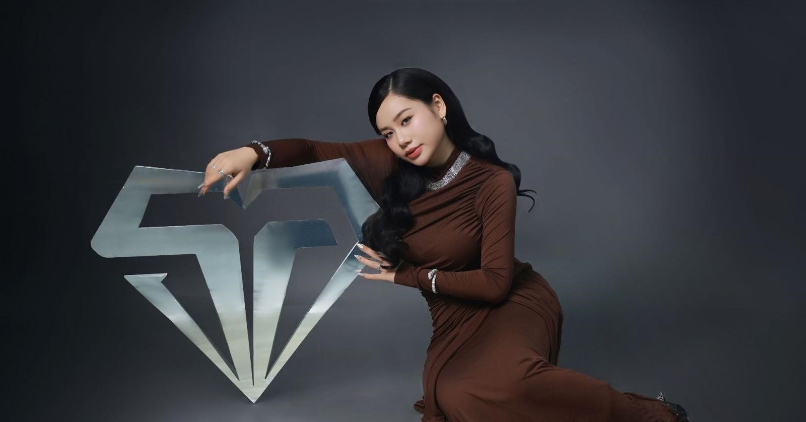 Trang sức Vân Khánh Silver Gems - bắt nhịp phong cách hiện đại