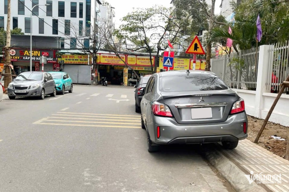 w do gac chan via he.jpeg