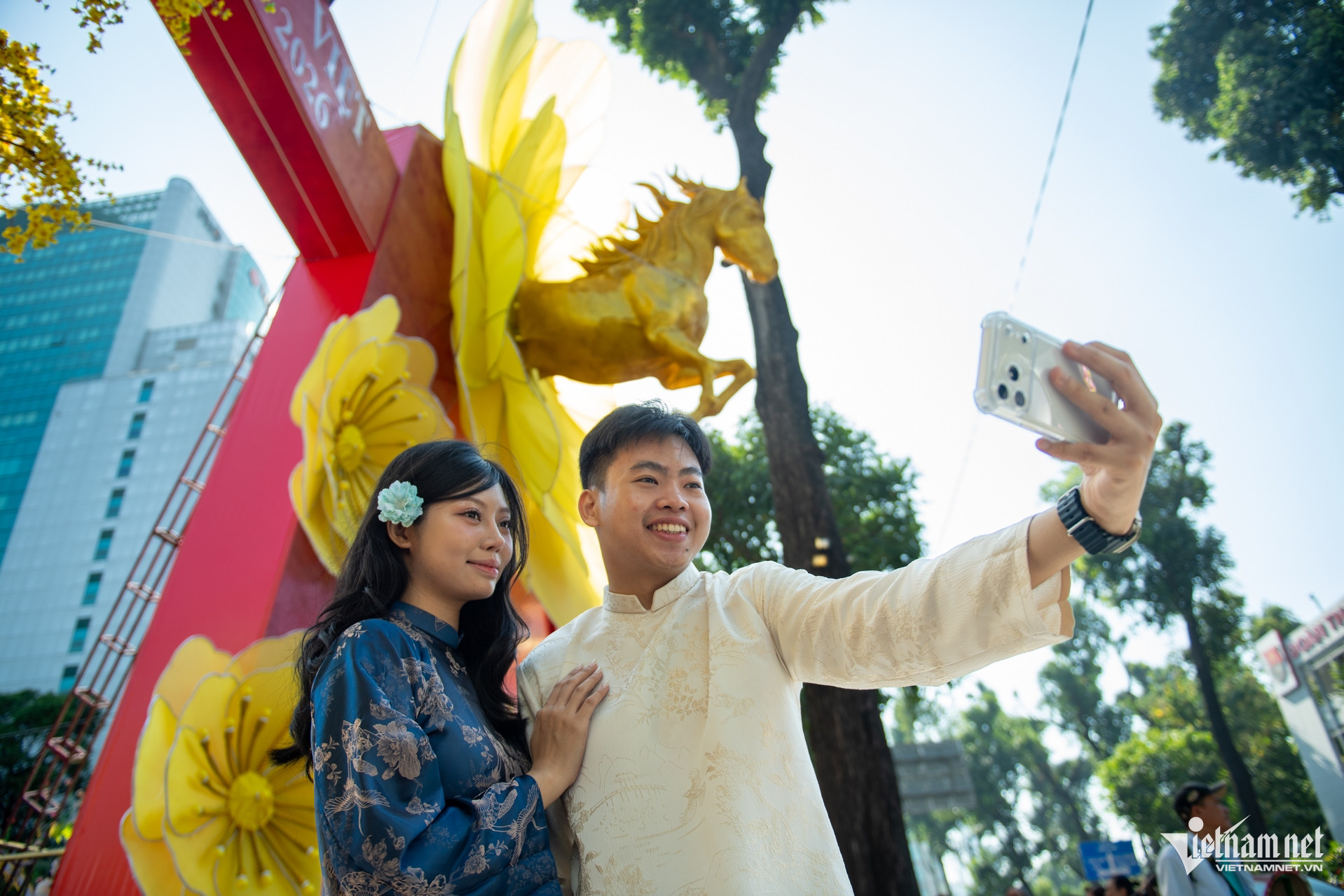 W-Nhà văn hoá thanh niên TPHCM Tuấn Hùng 17.jpg