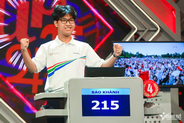 Quán quân Olympia Trần Bùi Bảo Khánh (4).jpg