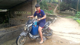 W-a5Cả làng bảo vệ giếng cổ.jpg