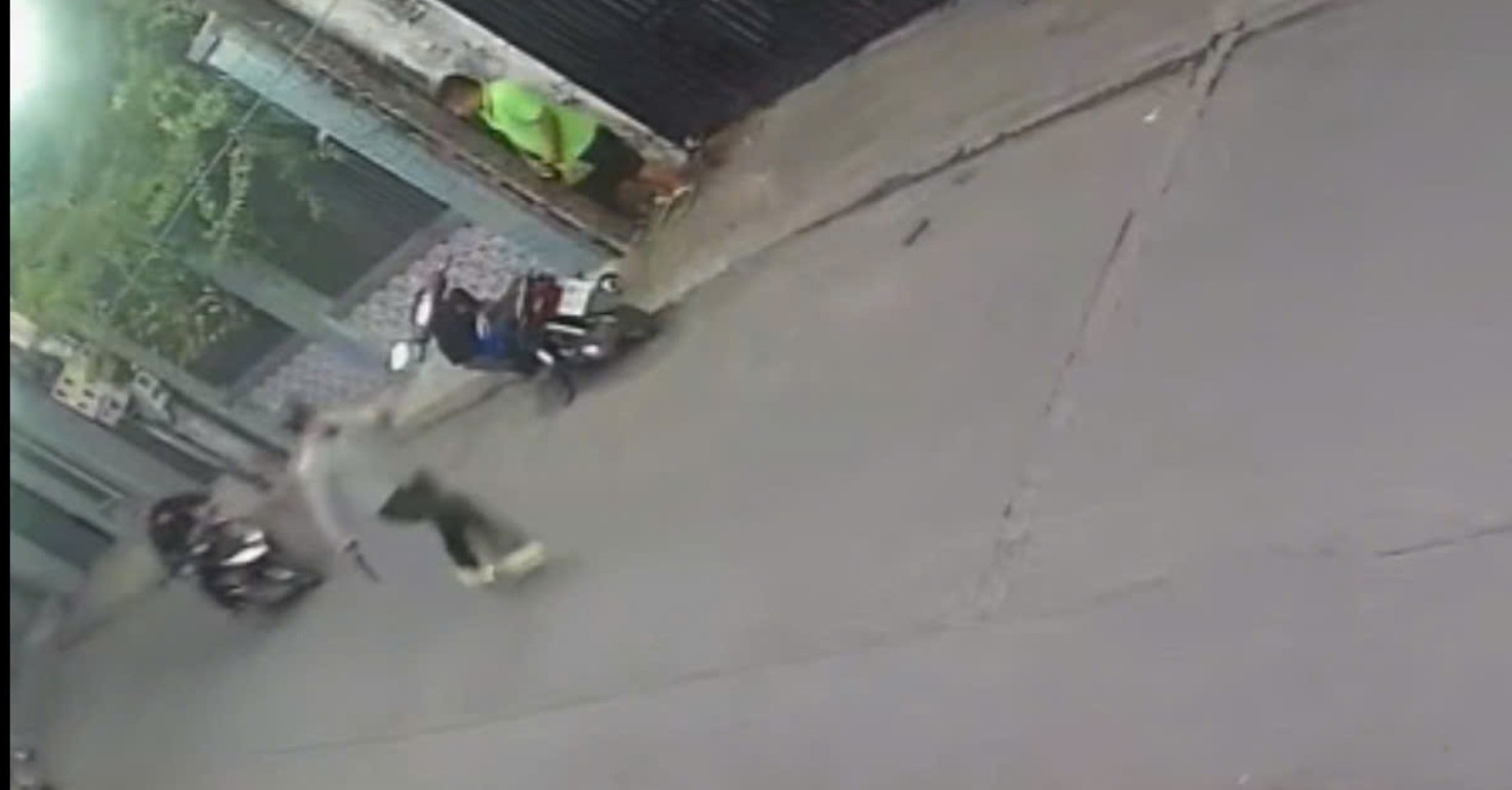 Danh tính kẻ tạt xăng châm lửa đốt người do mâu thuẫn tiền bạc