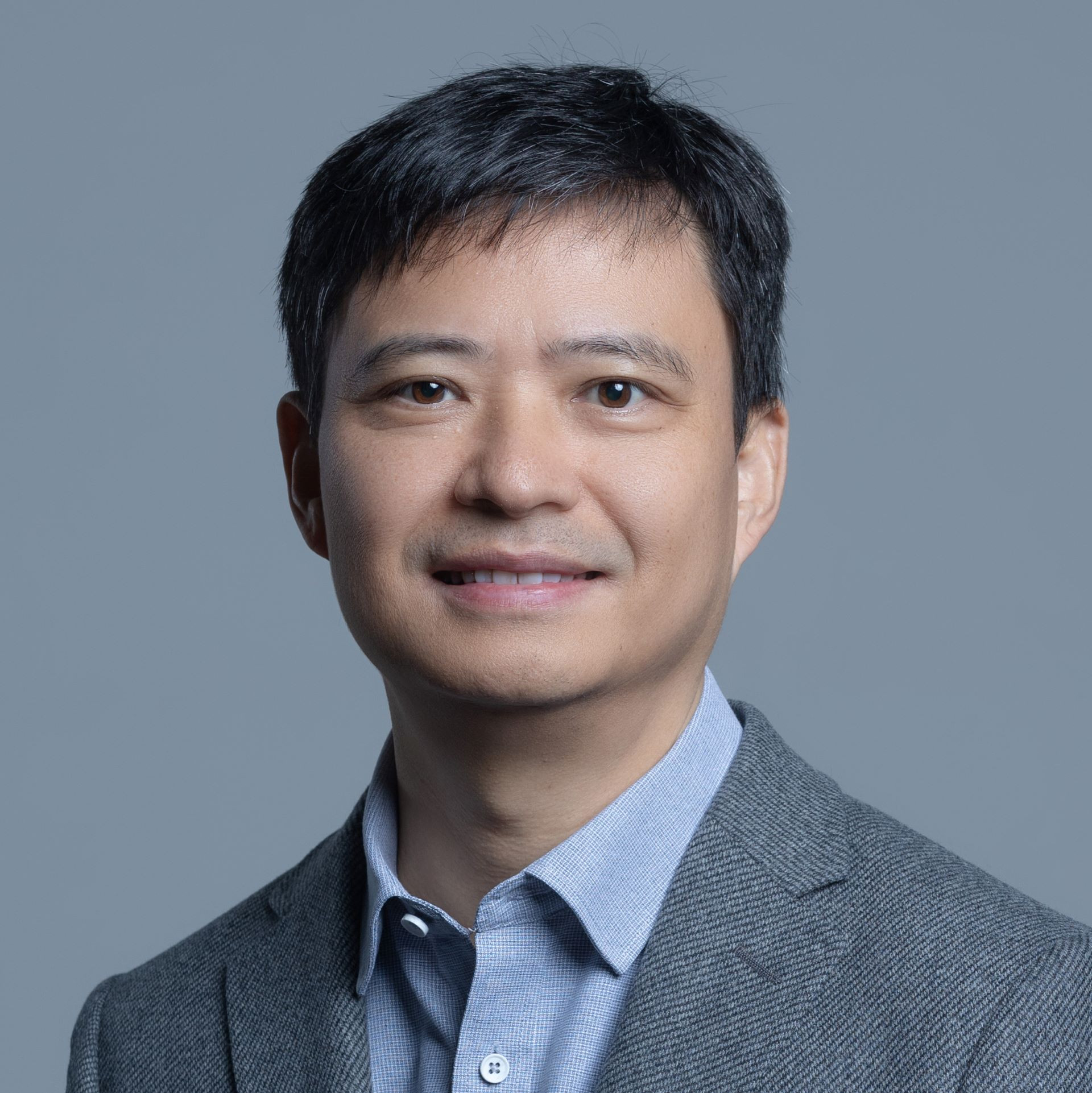 Giao su Haibin Ling.jpg