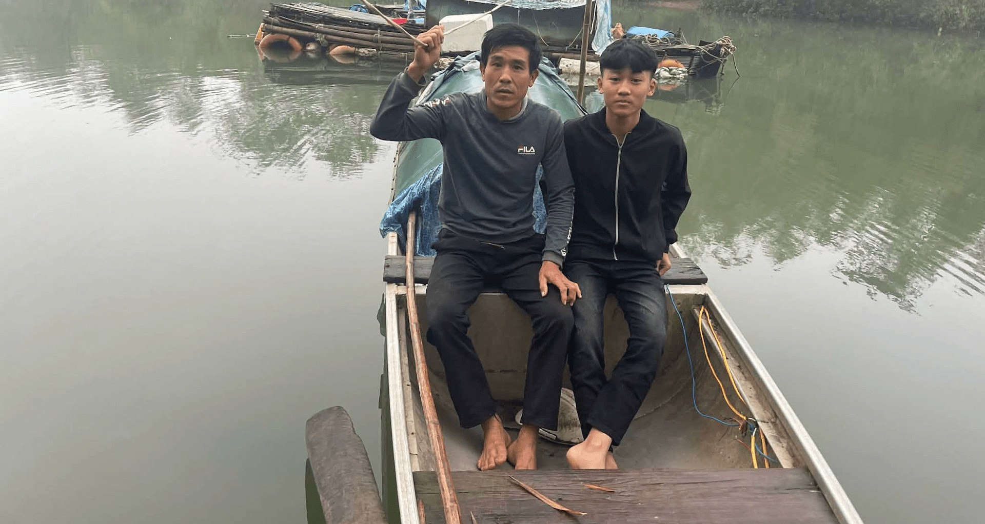 Cha con người đàn ông mắc ung thư kể phút cứu người vụ lật thuyền ngày Tết