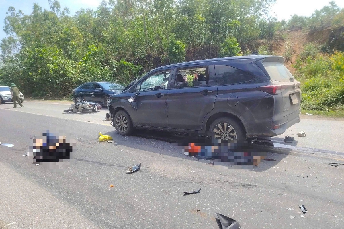 Hai vụ tai nạn liên tiếp trên Quốc lộ 12A khiến 2 người tử vong