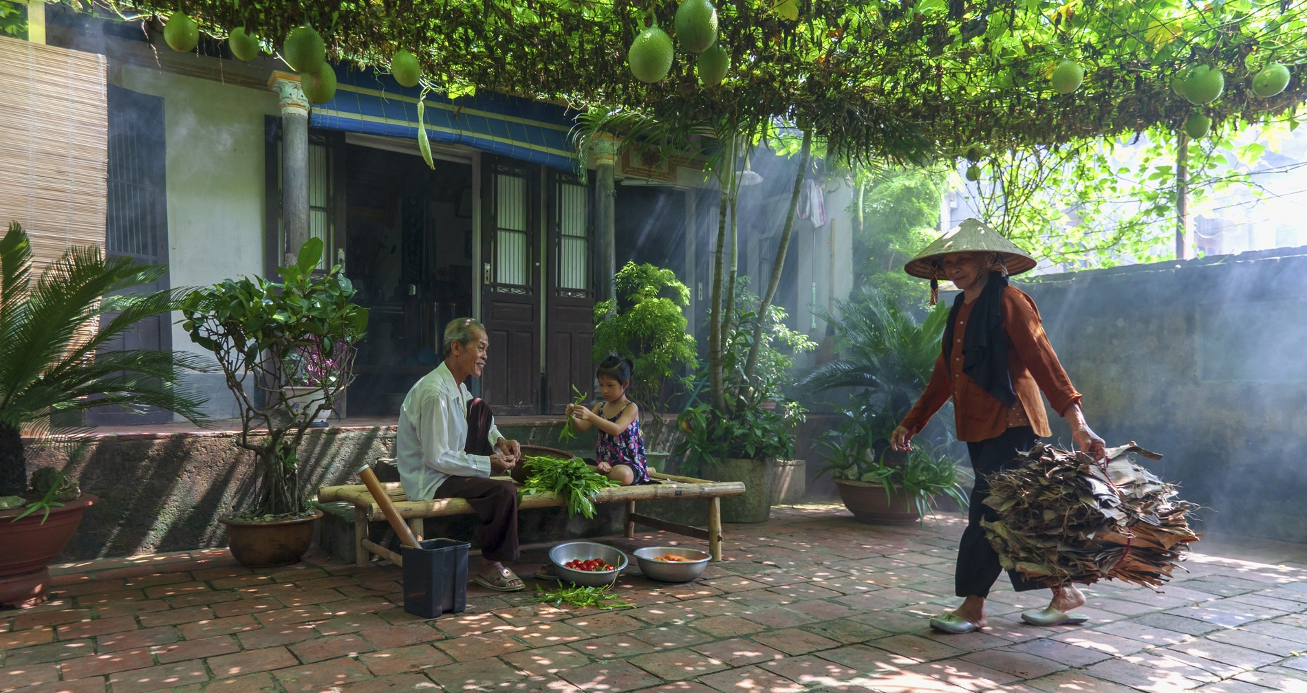 Những sợi khói gầy tháng Chạp