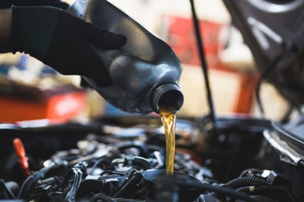 Subaru Oil Change.jpg