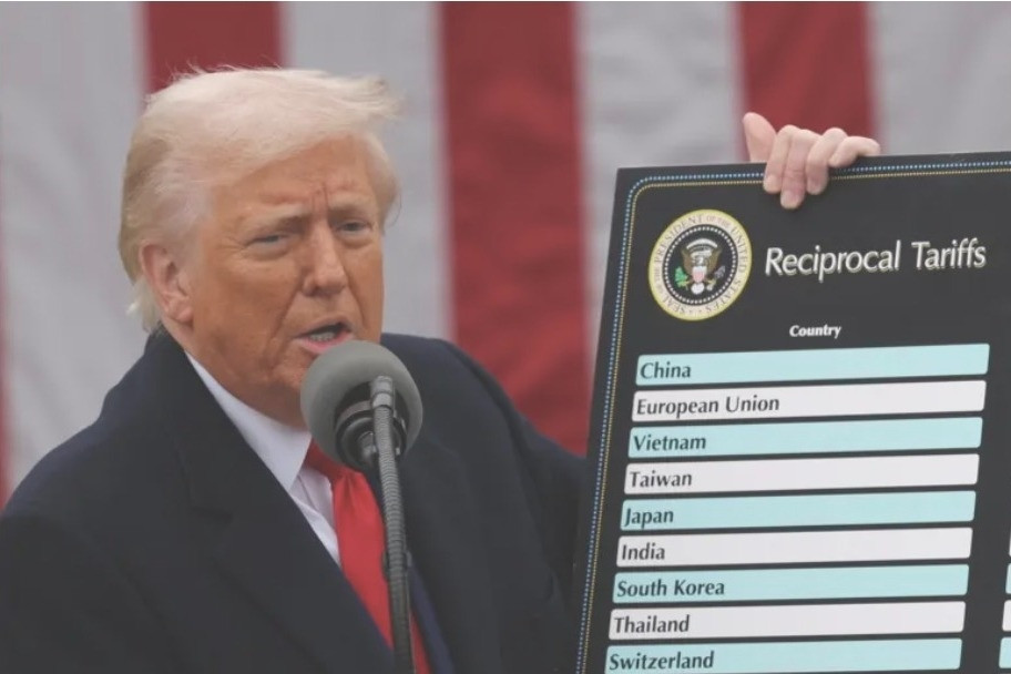 Tòa án tối cao Mỹ bác chính sách thuế, Tổng thống Trump phản ứng ‘gay gắt’