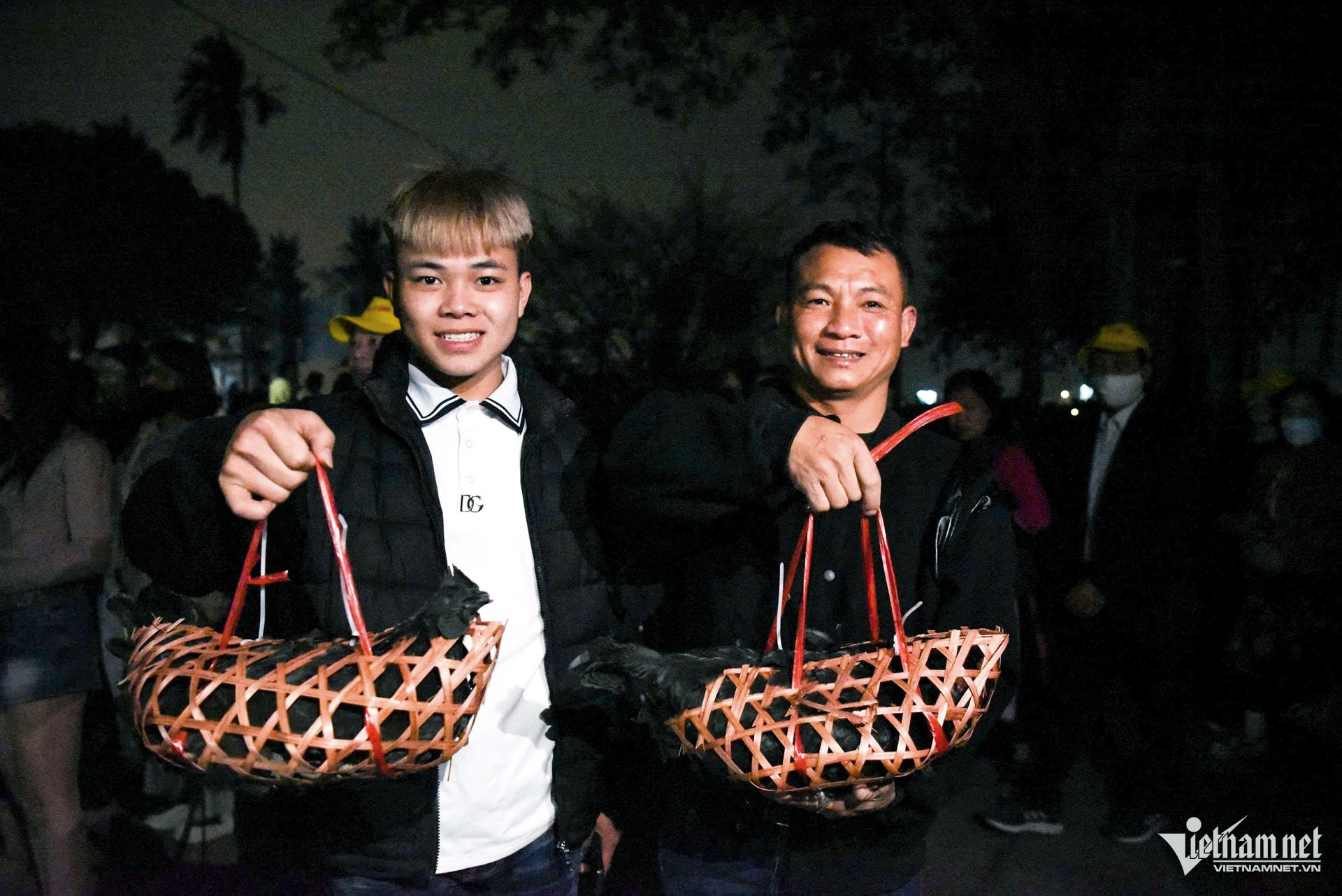 w phien cho am duong 13jpg 304.jpg