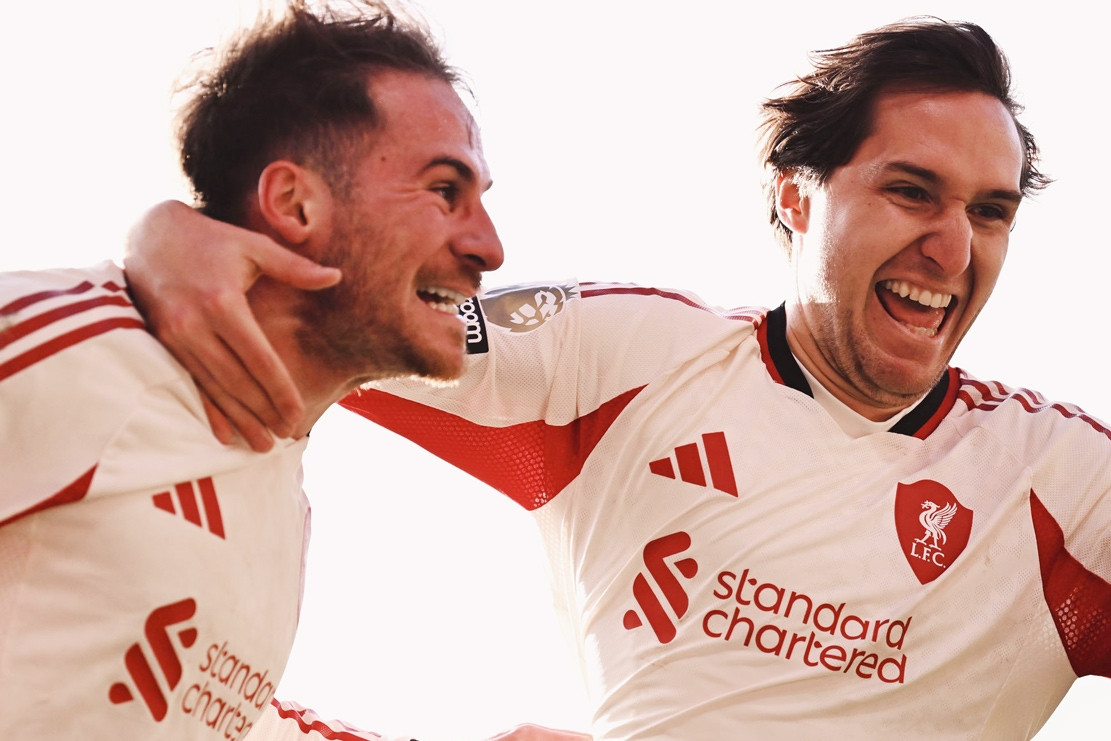 Mac Allister lập công phút bù giờ, Liverpool thắng nghẹt thở