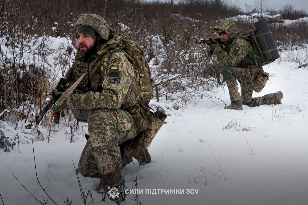 Ukraine giành lại lãnh thổ miền nam, Nga không muốn Hàn Quốc mua vũ khí cho Kiev