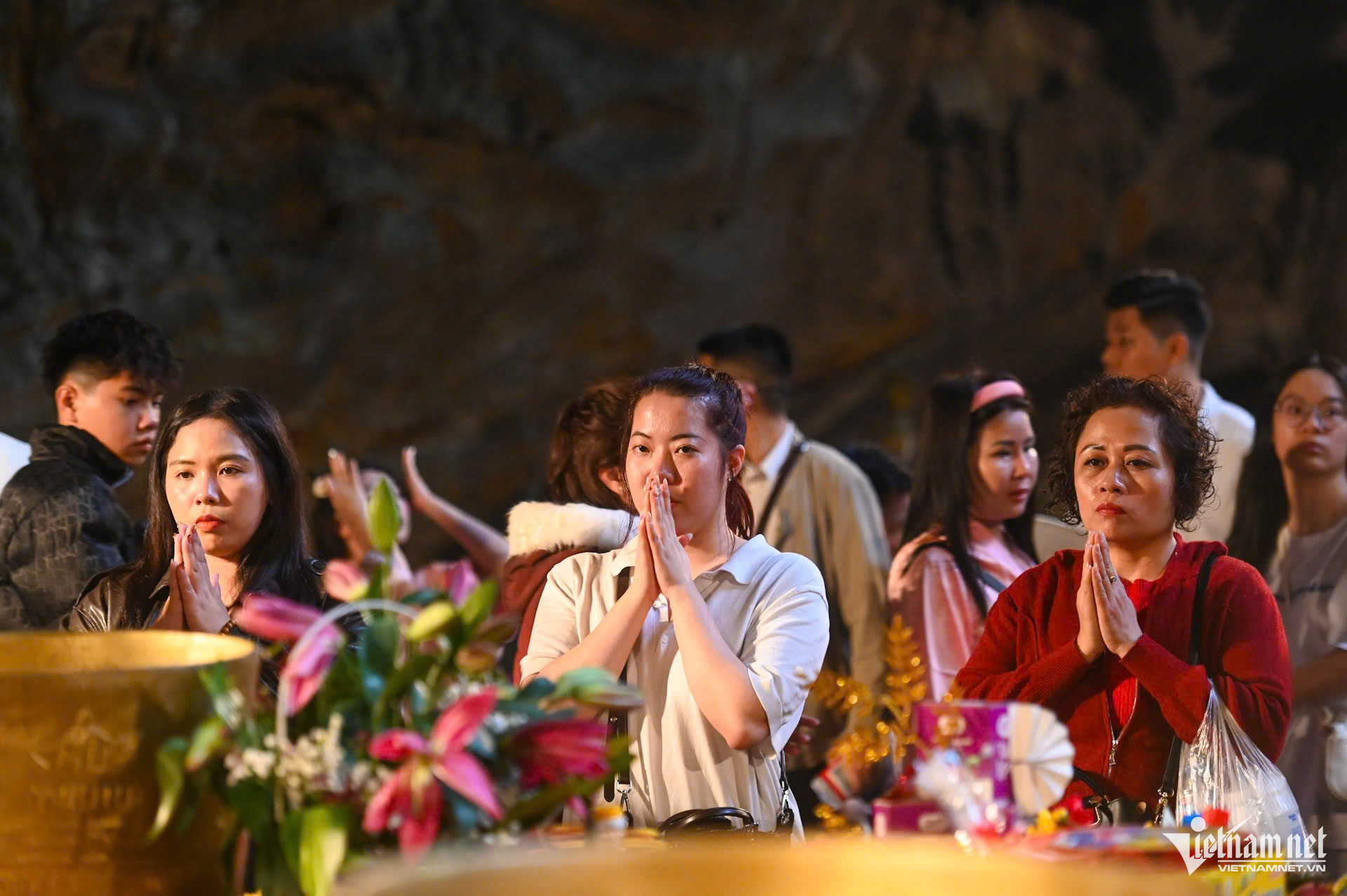 W-chùa hướng   Thế Bằng 8.jpg