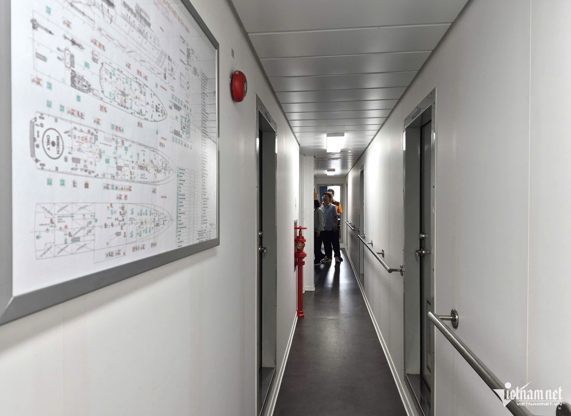 W-tàu cứu hộ11.jpg