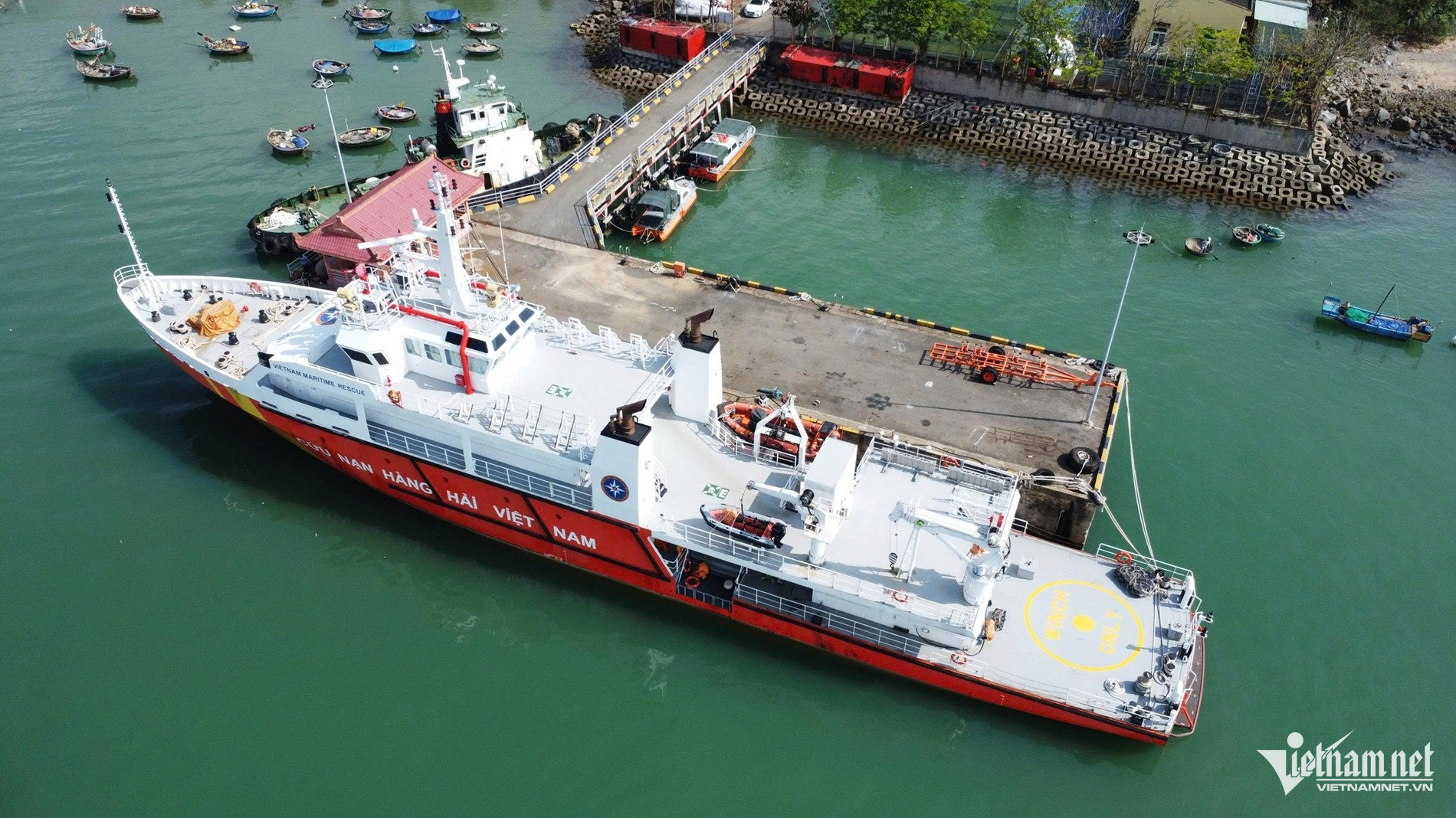 W-tàu cứu hộ14.jpg