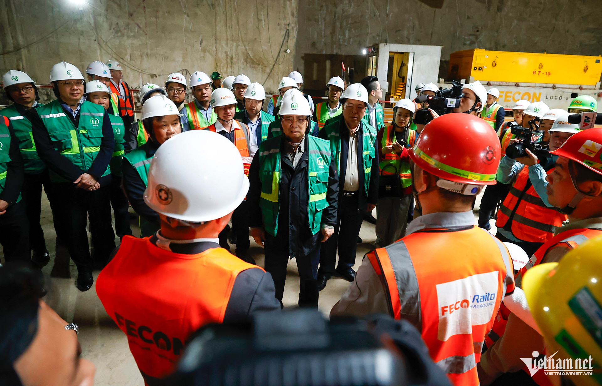 W-Tết, đường sắt đô thị_Tết, đường sắt đô thị280.jpg