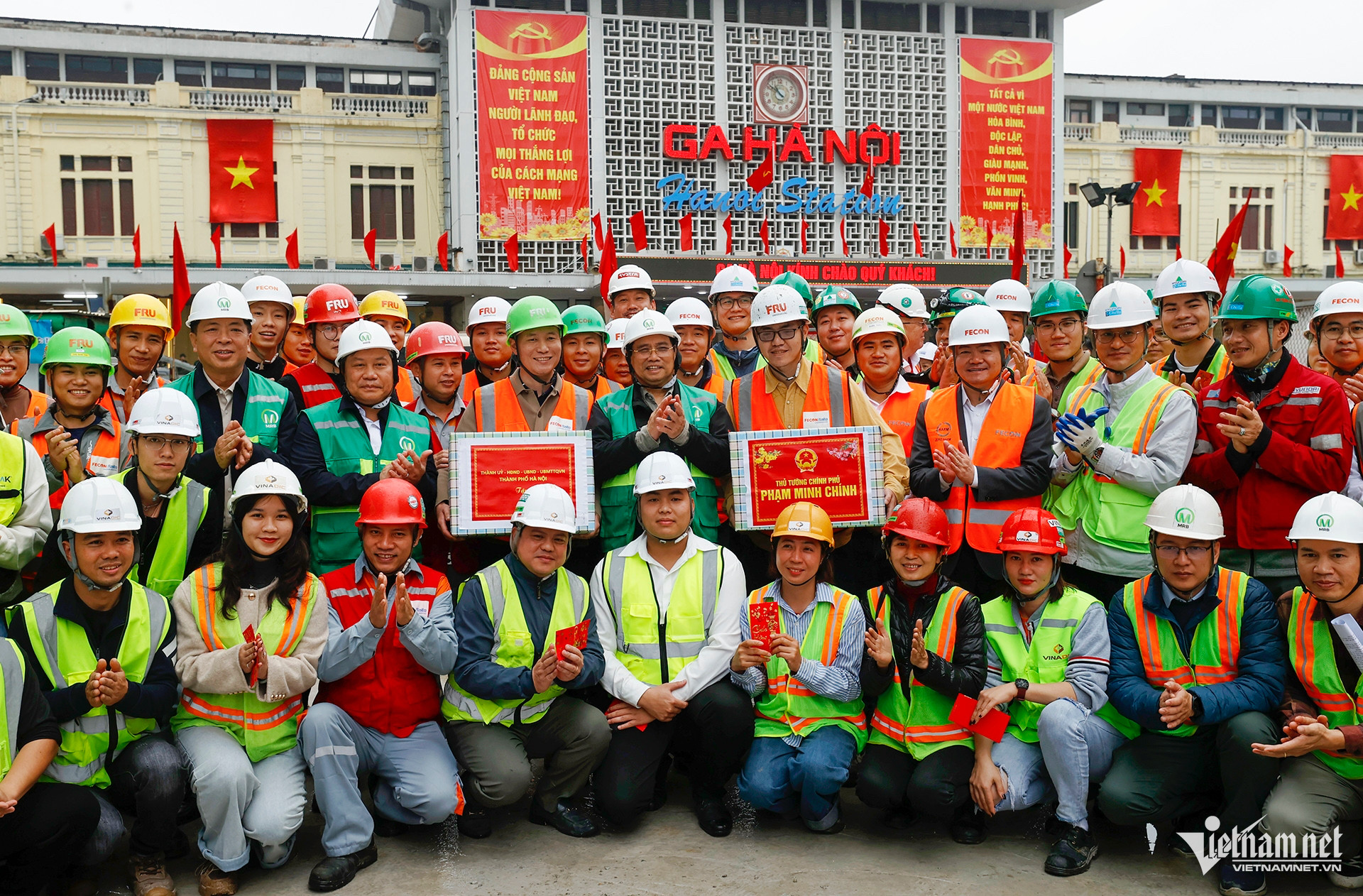 W-Tết, đường sắt đô thị_Tết, đường sắt đô thị656.jpg