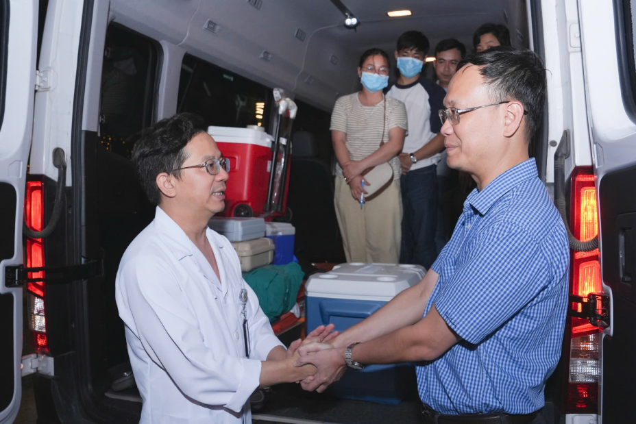 8 cuộc đời hồi sinh sau câu nói lay động của người mẹ: ‘Con bình yên nhé’