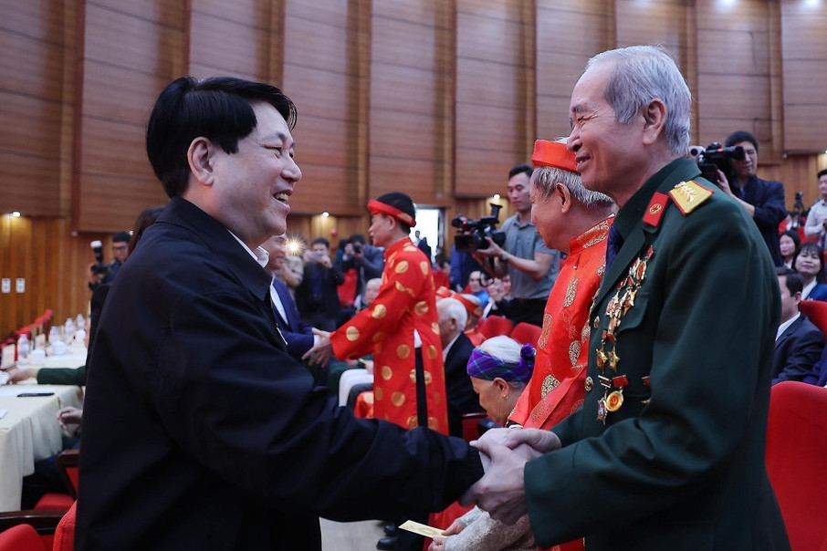 Chủ tịch nước thăm chúc Tết Đảng bộ, chính quyền, nhân dân tỉnh Lào Cai