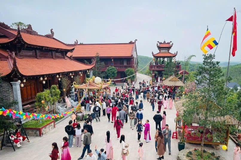 Chùa Sâu: Điểm tựa tâm linh của bà con vùng cao