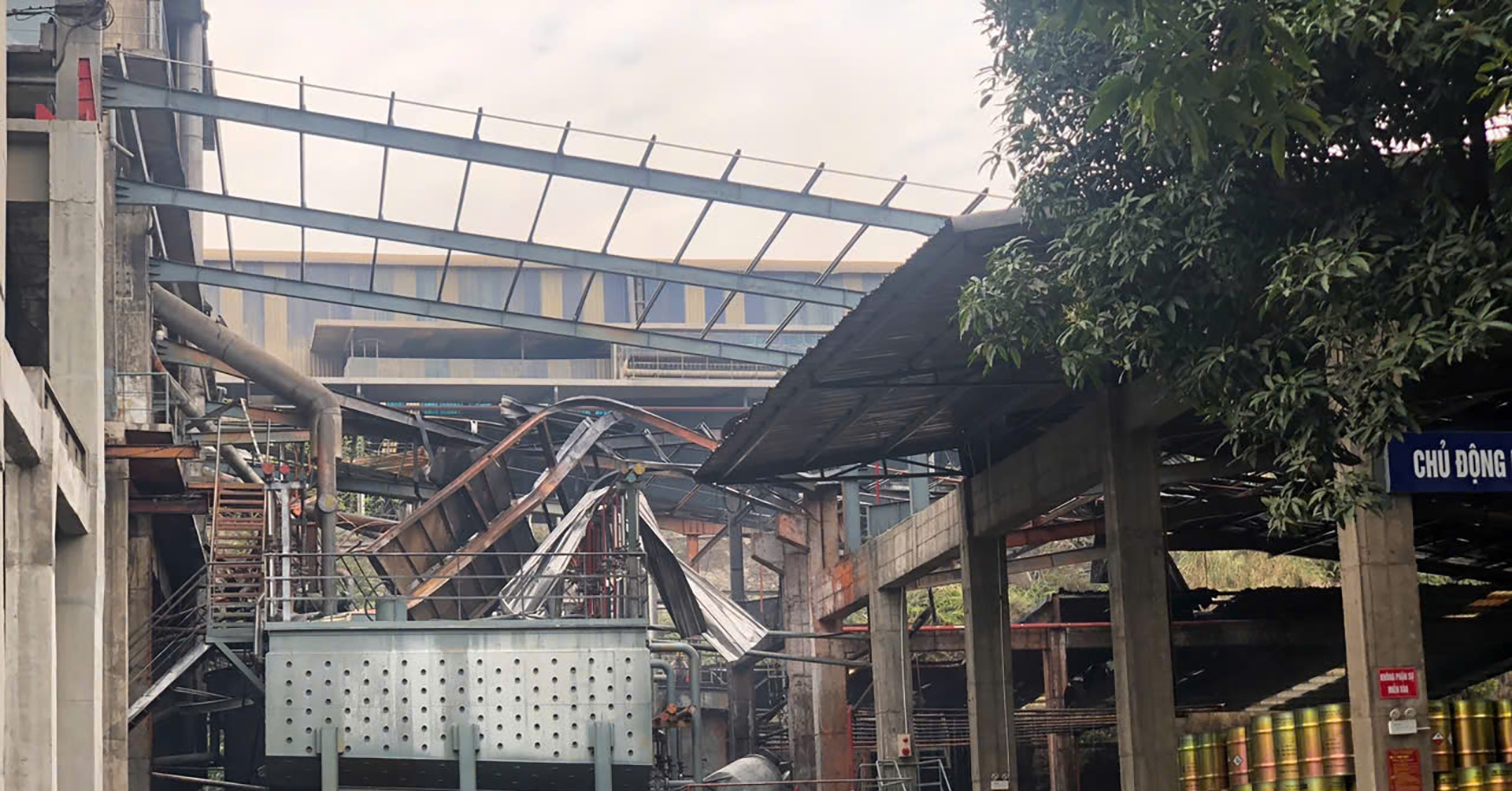 Nổ tại công ty sản xuất phốt pho ở Lào Cai, trưởng ca tử vong