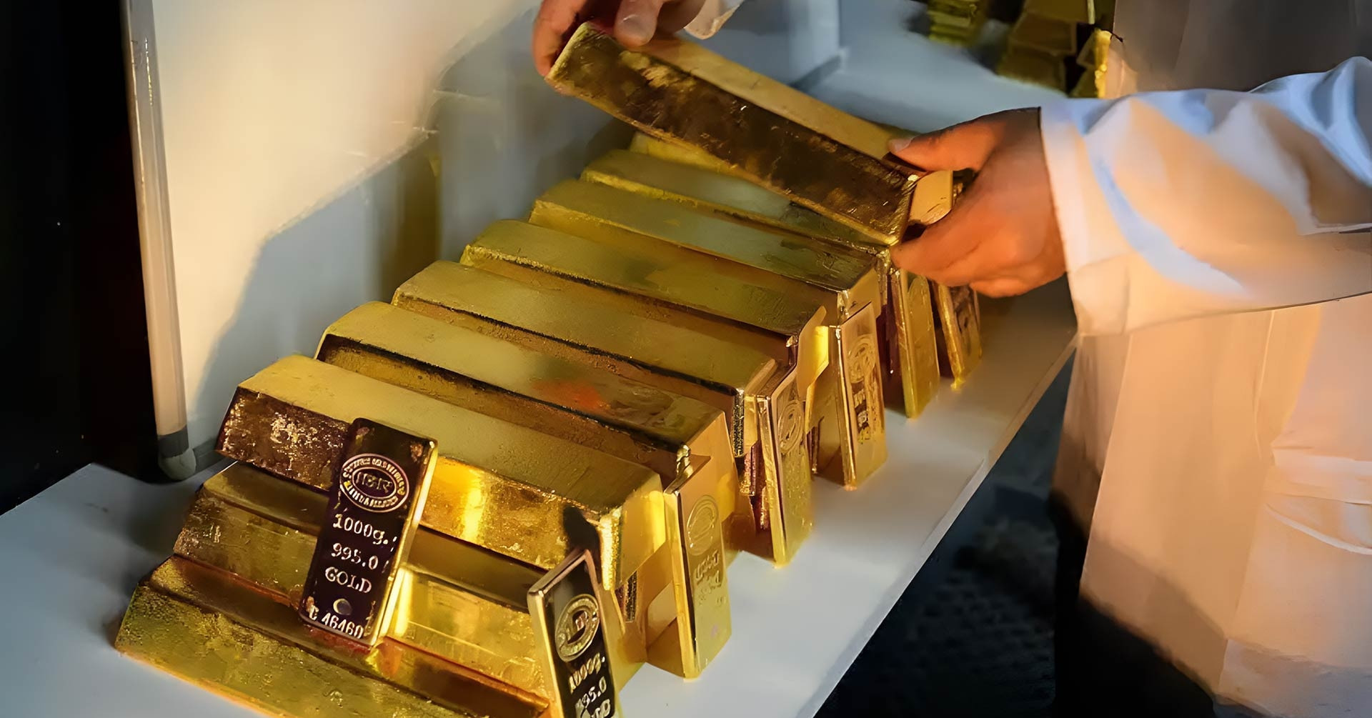 Giá vàng 2026 có thể lên 7.300 USD/ounce: Phố Wall đang đặt cược vào điều gì?