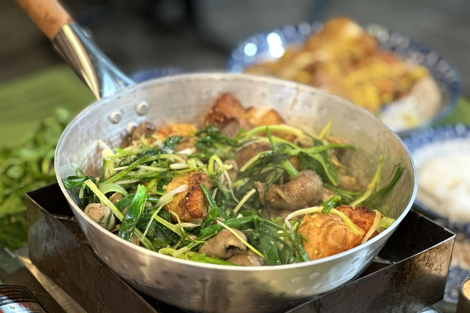 Sai lầm khi sử dụng thức ăn sau Tết có thể gây ngộ độc