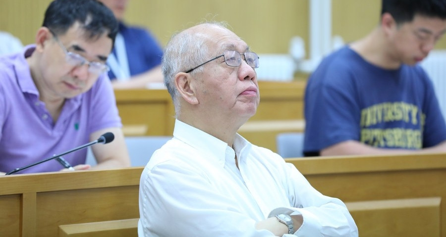 Trung Quốc tin sẽ thành cường quốc toán học trong 10 năm tới: Lý do và thách thức