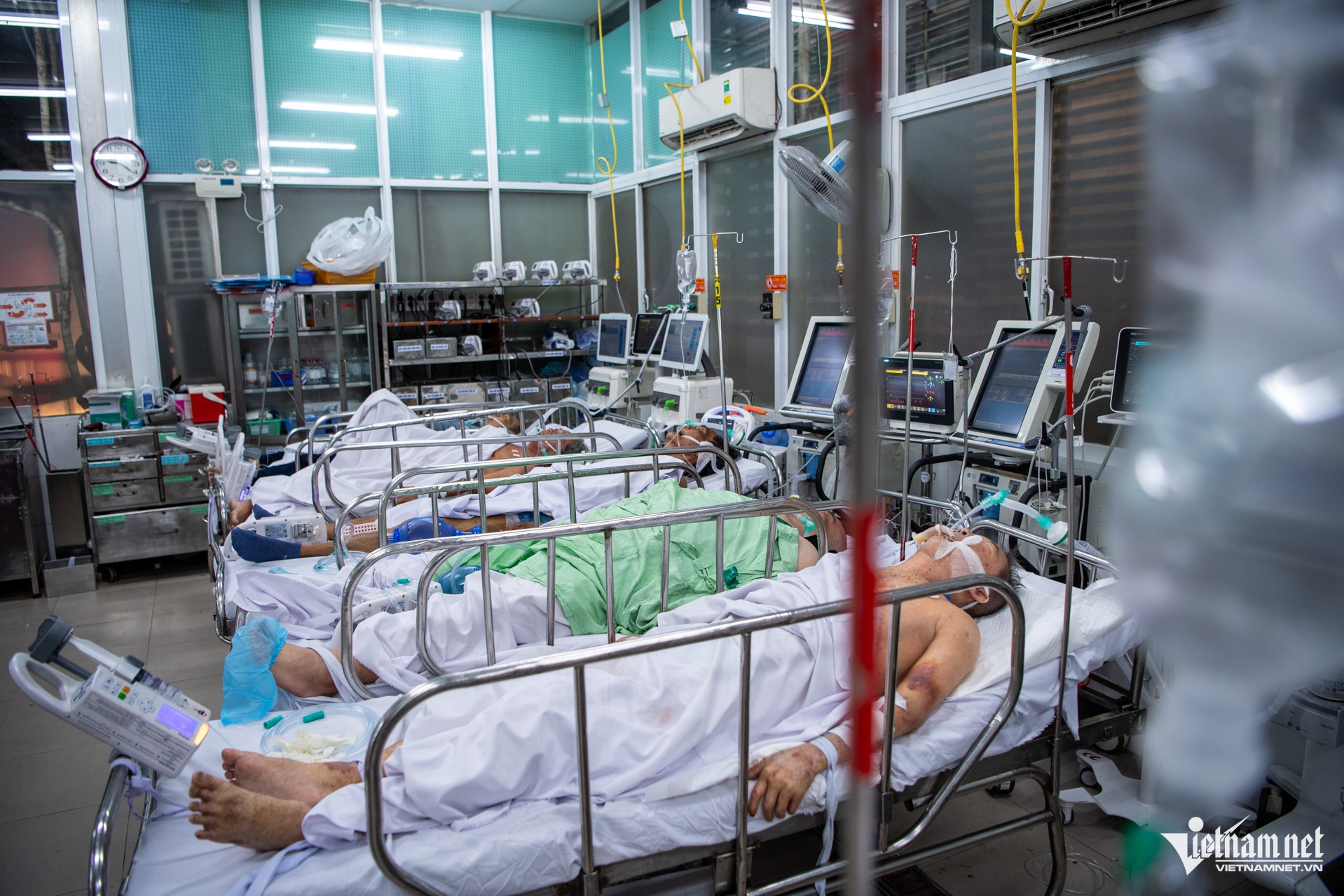 Nguyên nhân khiến số ca cấp cứu ngày Tết tăng vọt ở bệnh viện tuyến cuối TPHCM W-Bệnh viện chợ rãy Tuấn Hùng 15.jpg