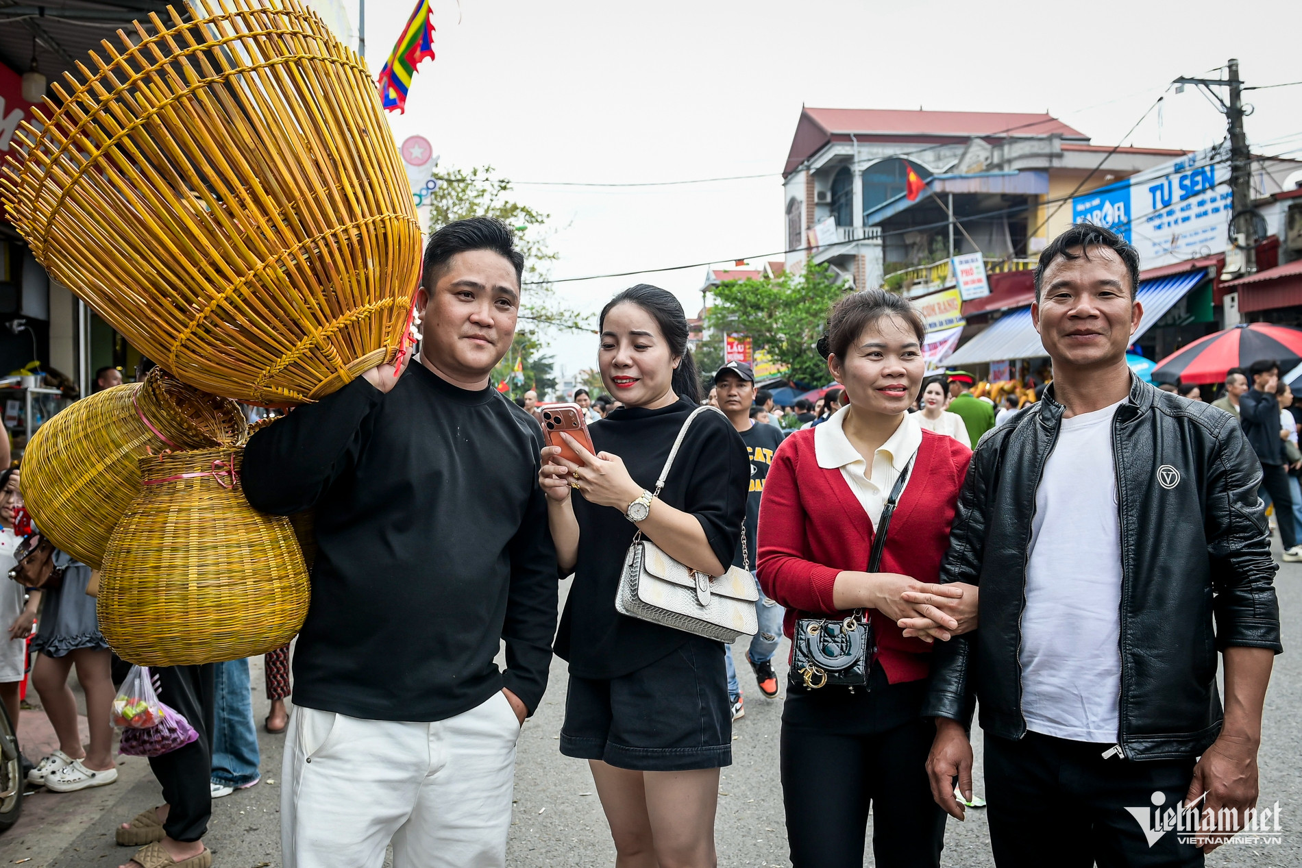 W-Chợ viềng 2026_6.jpg