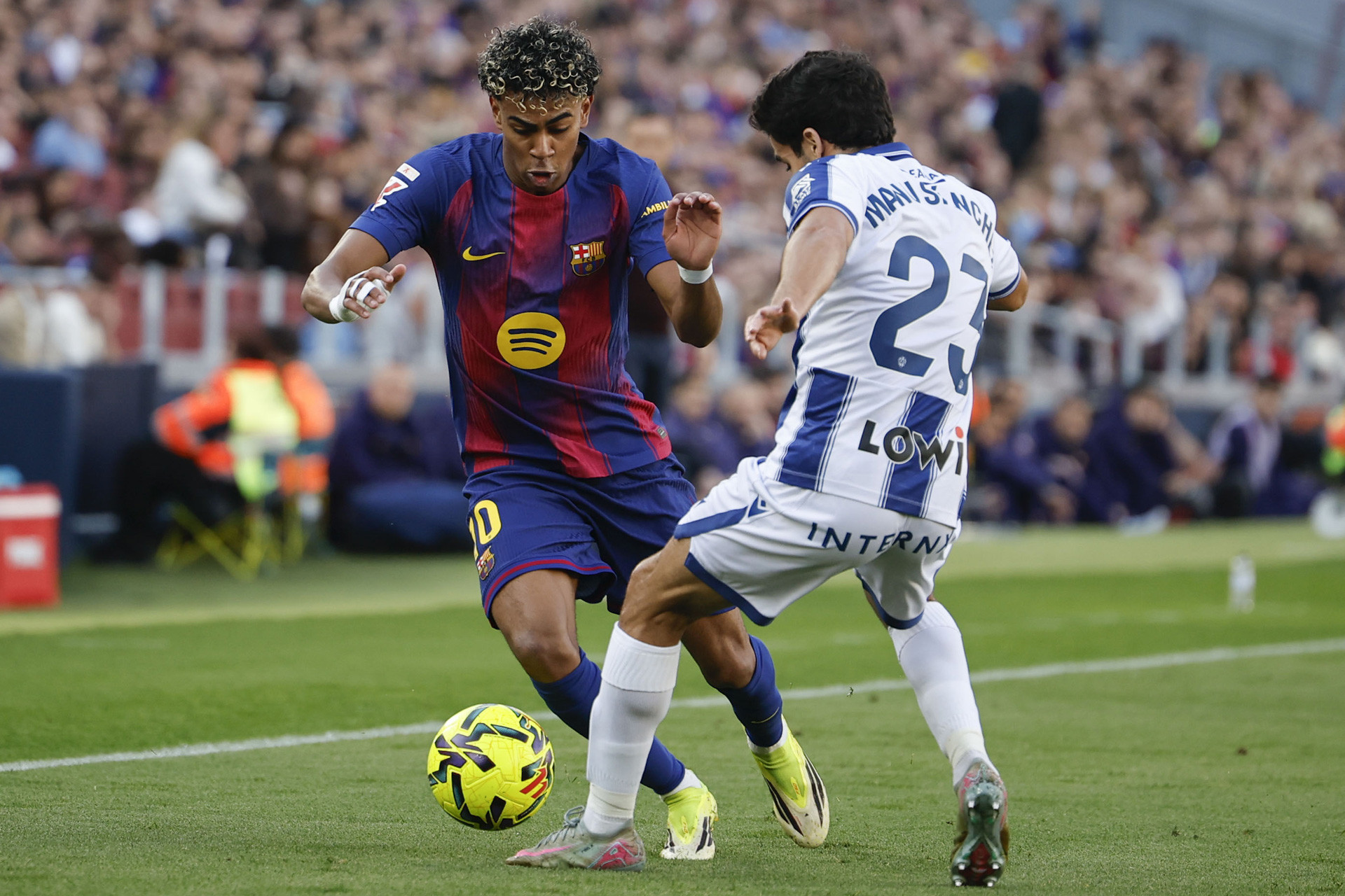 Yamal Barca Levante.jpg