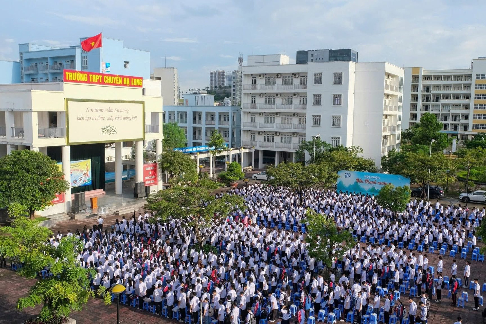 Lãnh đạo Sở GD-ĐT Quảng Ninh lý giải việc cho học sinh nghỉ Tết hết ngày 1/3