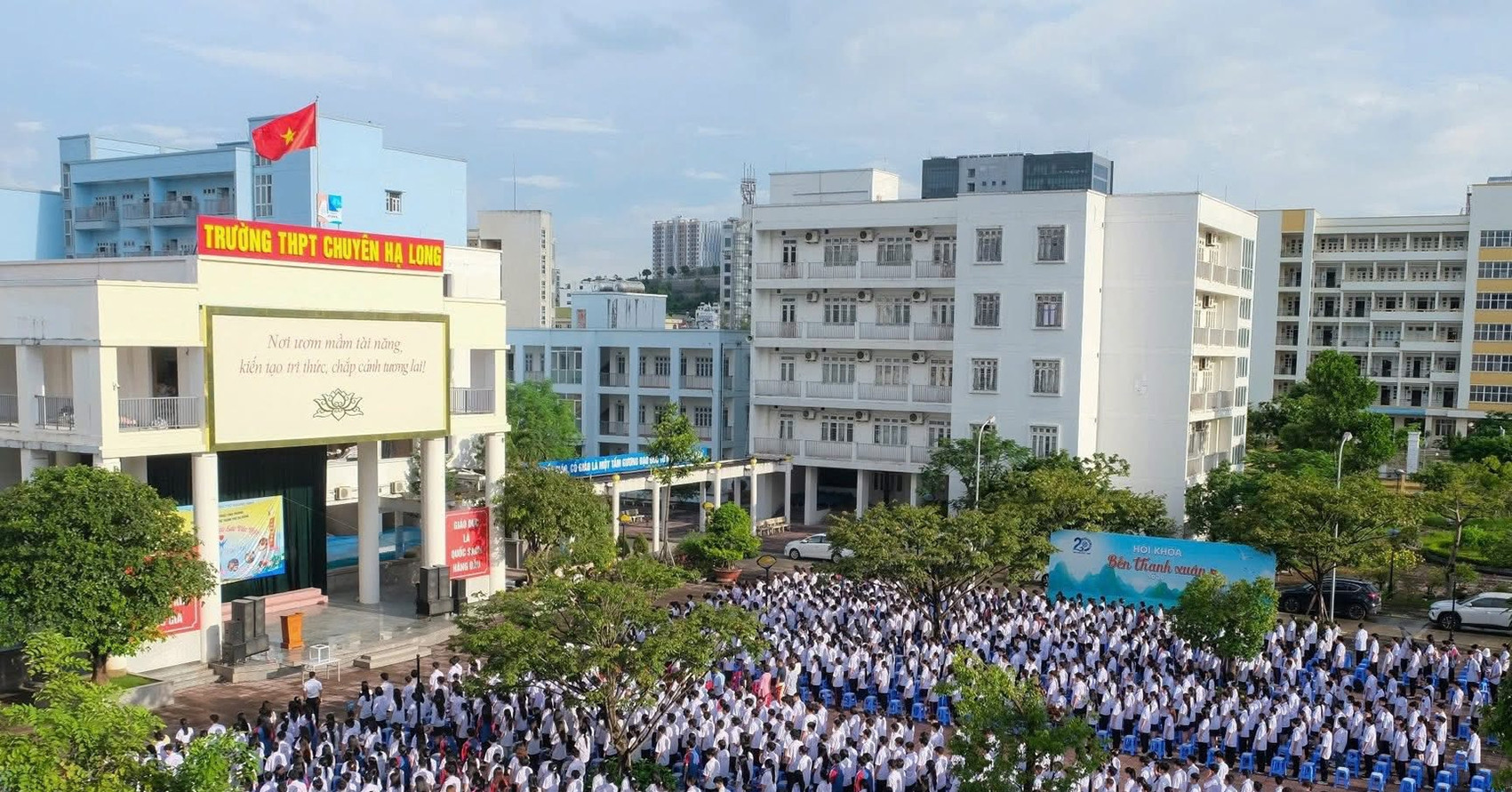 Lãnh đạo Sở GD-ĐT Quảng Ninh lý giải việc cho học sinh nghỉ Tết hết ngày 1/3