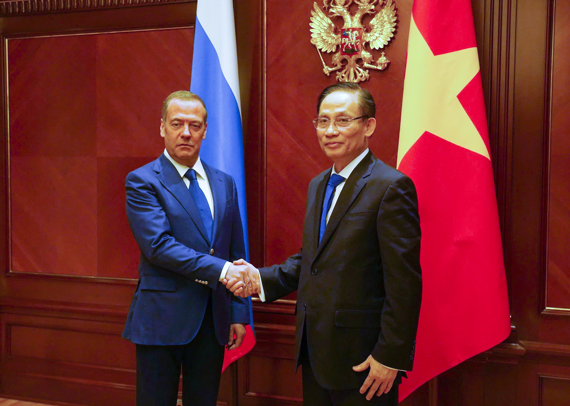 Chủ tịch Đảng nước Nga thống nhất D. Medvedev 1.jpg