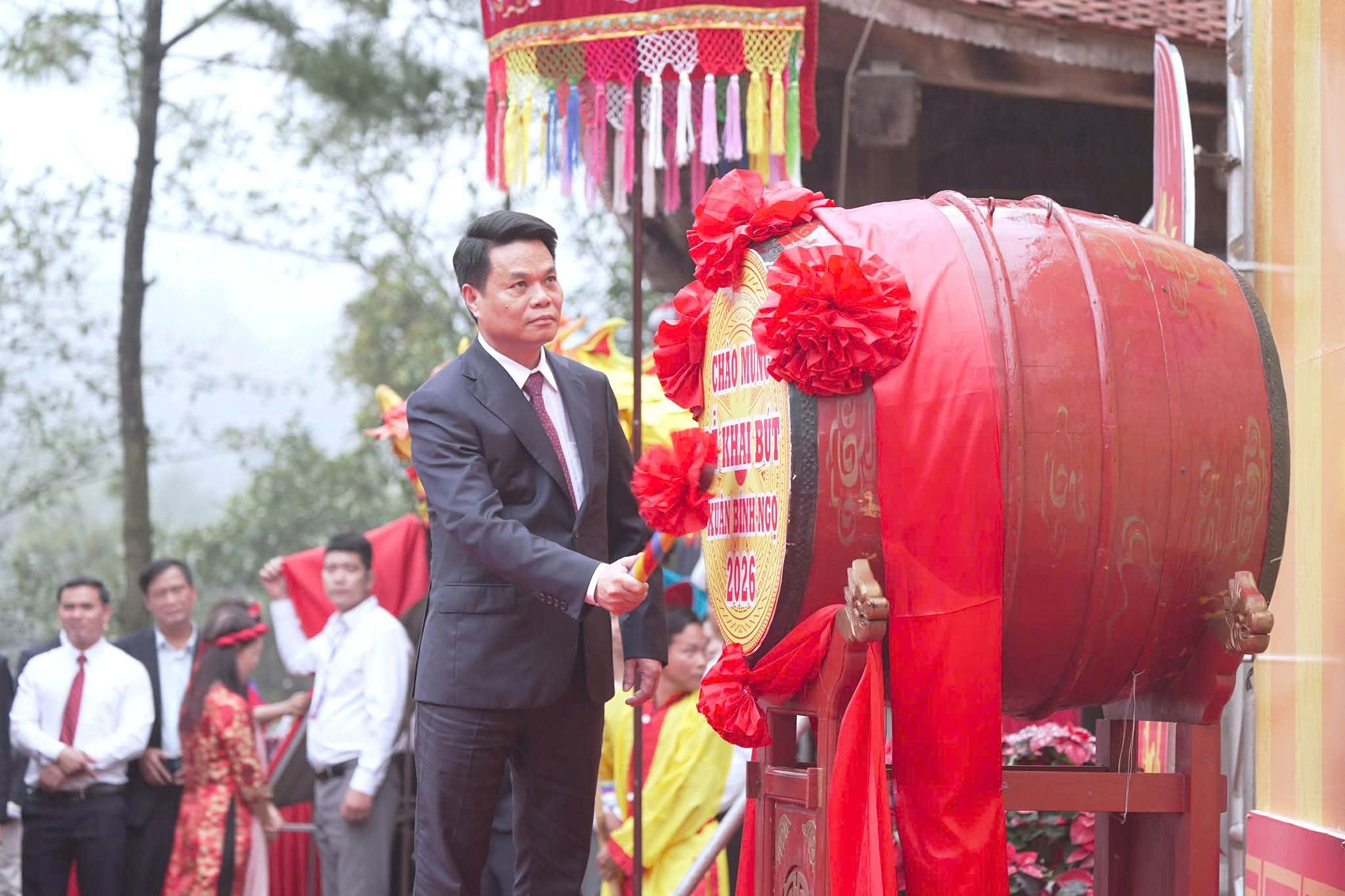  Hải Phòng tổ chức lễ khai bút Xuân Bính Ngọ tại đền thờ Chu Văn An 