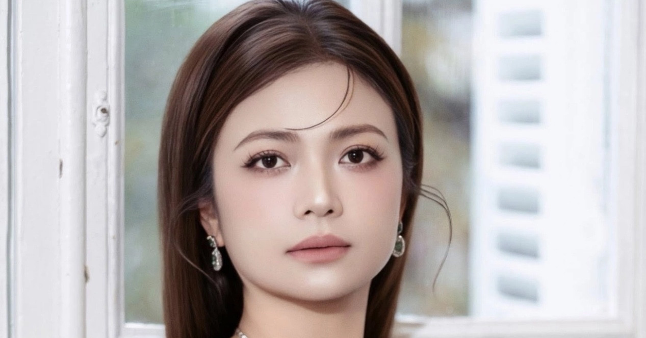 Mỹ Tâm mặt mộc vẫn xinh, diễn viên Kiều Anh gợi cảm đeo kim cương đắt tiền