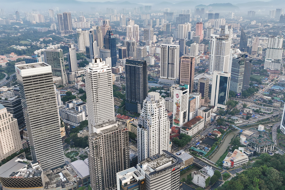 Nước nào có giá xăng rẻ nhất ở Đông Nam Á?