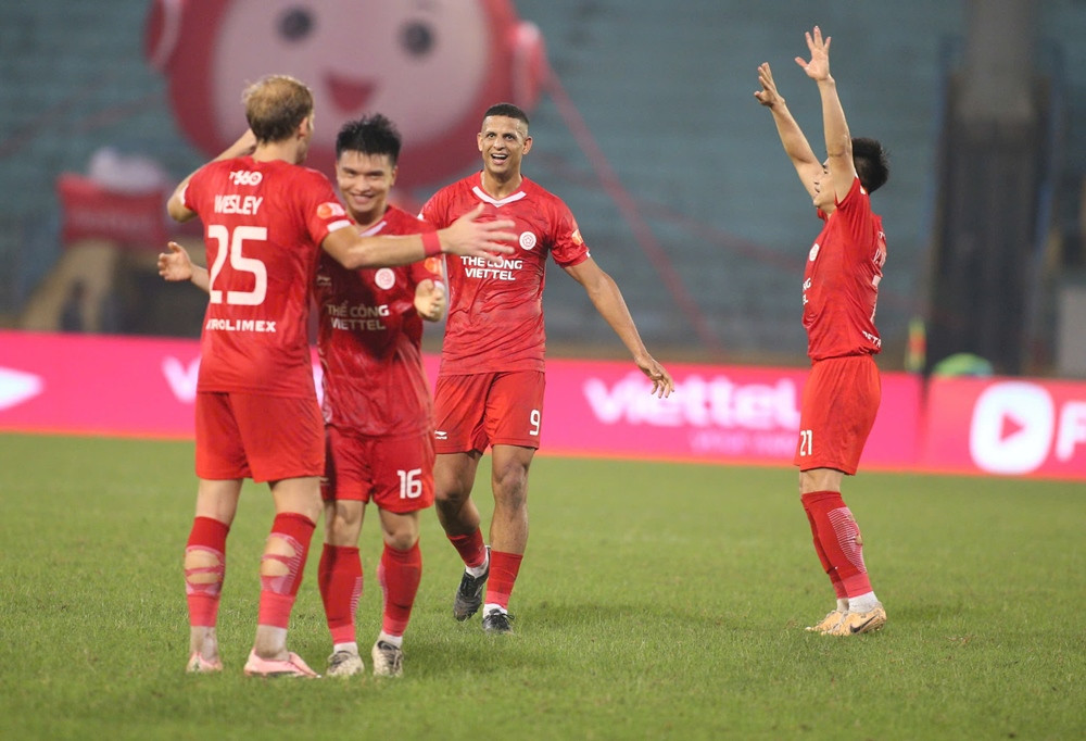 the cong viettel vs nam dinh.jpg