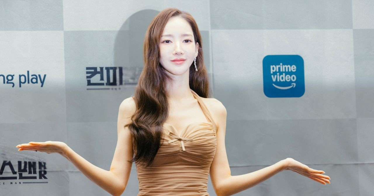 Park Min Young thay đổi ngoại hình đến mức khó nhận ra vì áp lực cân nặng