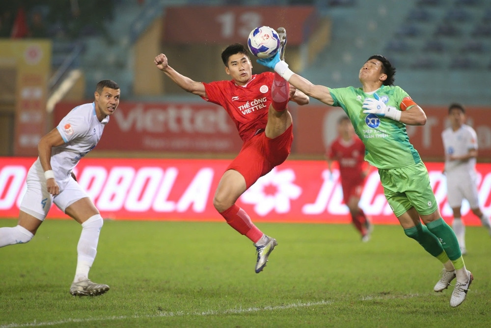 Trực tiếp bóng đá Thể Công Viettel 0-0 Nam Định: Xuân Son mờ nhạt
