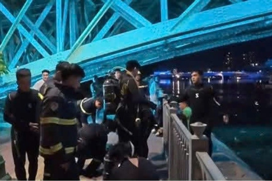 Bản tin trưa 25/2: Tìm thấy 2 thi thể trên kênh Tàu Hủ