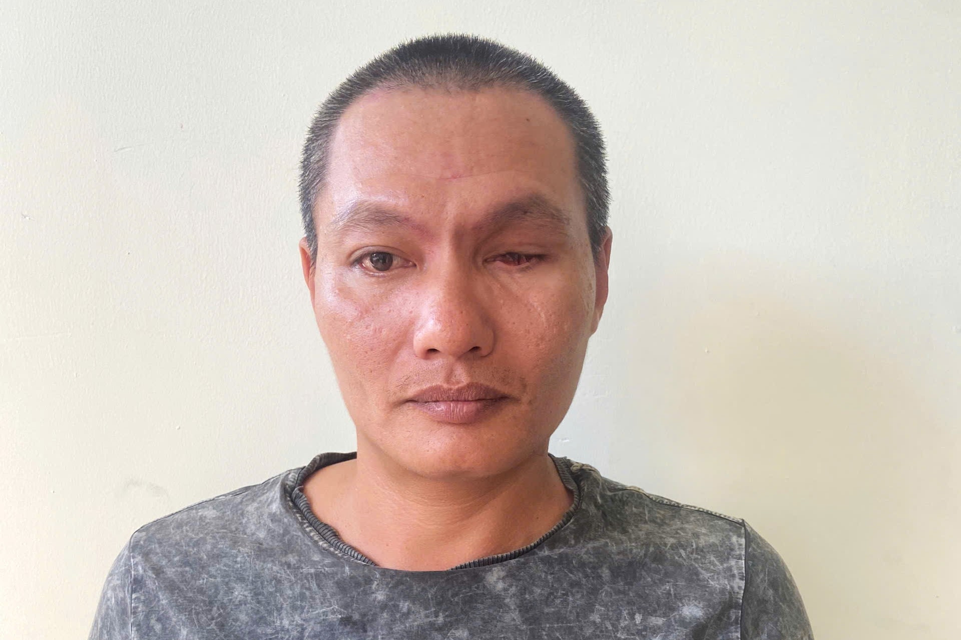 Đối tượng giật súng, tông xe vào công an bị bắt sau thời gian trốn truy nã